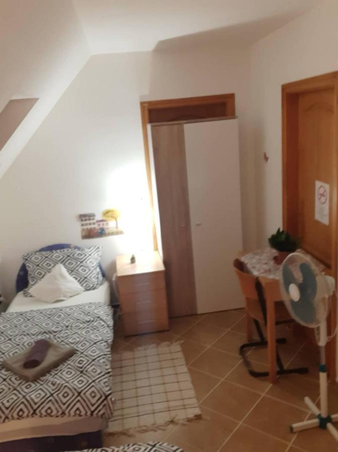 Erdey Apartman Barcs Buitenkant foto