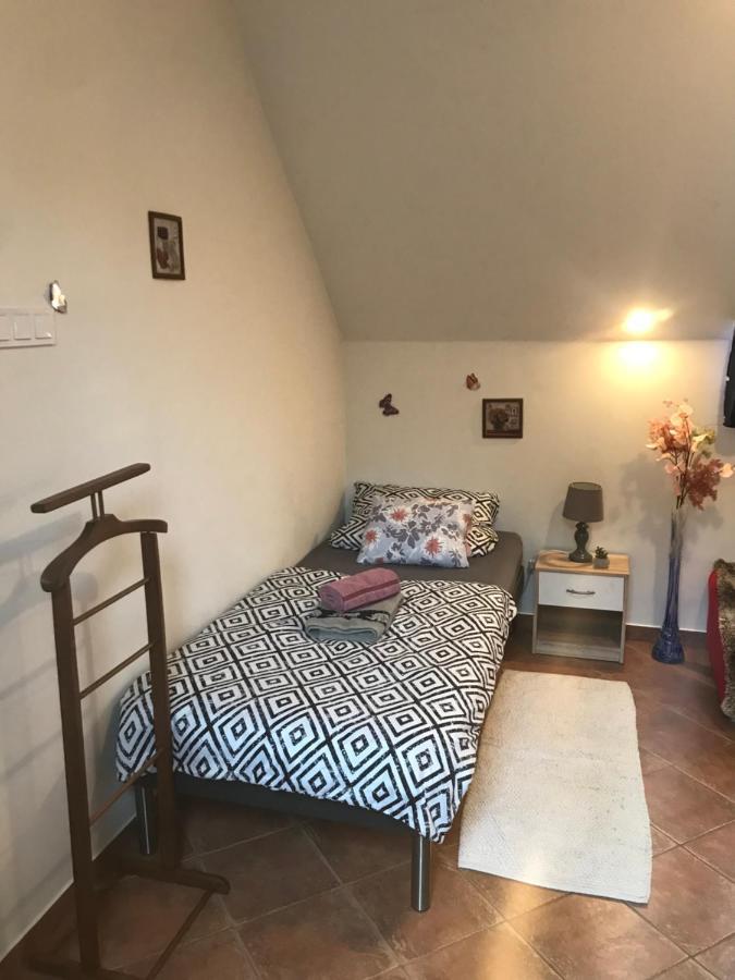 Erdey Apartman Barcs Buitenkant foto